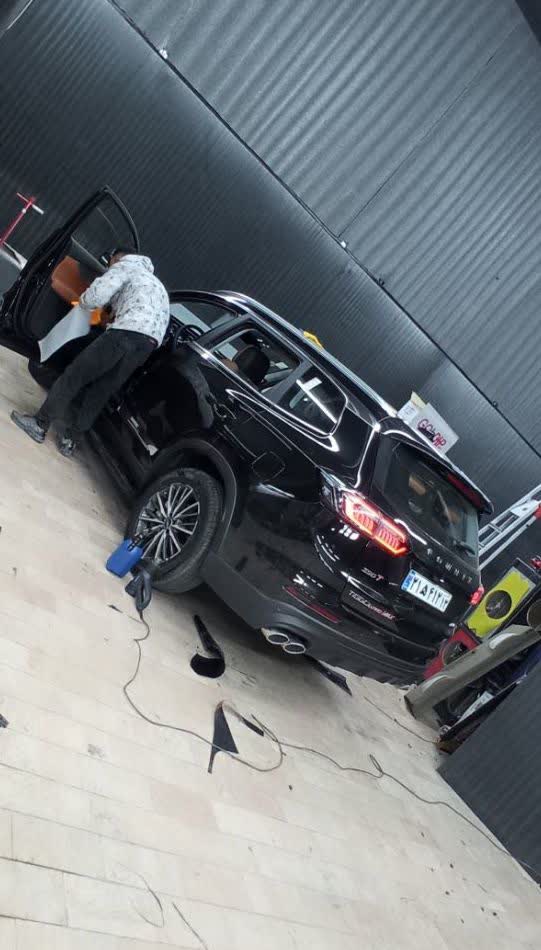 پخش خدمات سیستم صوتی خودرو کافه اسپرت سرلک در اصفهان